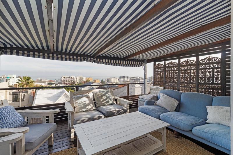 2 Bedroom Property for Sale in Sea Point Western Cape